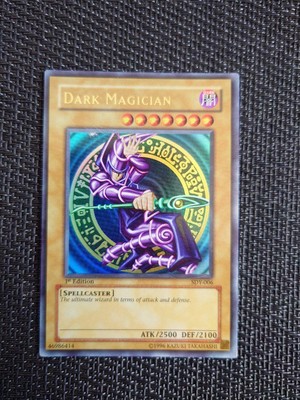 Yu-Gi-Oh! Dark Magician Old Asia Ultra Rare 1st SDY-006 [Very Good]-image