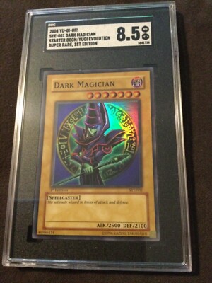 2004 YU-GI-OH DARK MAGICIAN SYE-001 1ST EDITION SGC 8.5-image