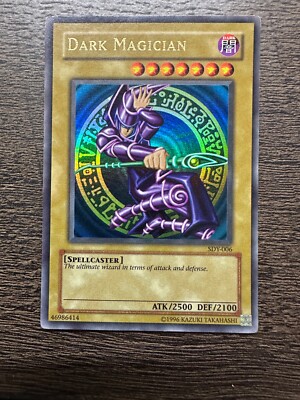 Dark Magician - SDY-006 - Ultra Rare - Yugioh Card (Small Crease)-image