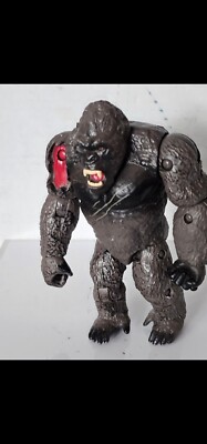  Godzilla vs Kong: Kong w/ Battle Damage Reveal 6” Figure-image
