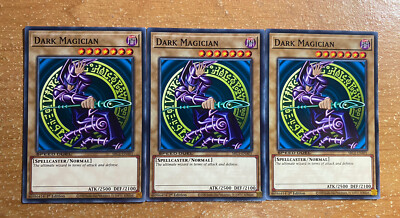 🔥 YUGIOH 3x Dark Magician (A) SBC1-ENA01 COMMON NM PLAYSET 1ST EDITION-image
