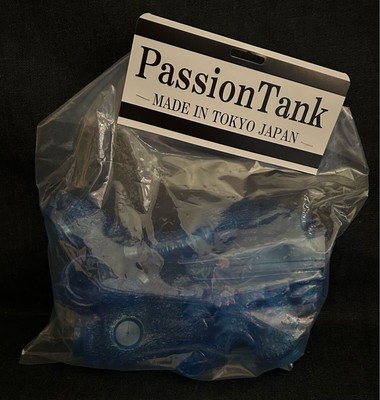 Action Figure Passion Tank Godzilla 1964 Clear Blue Assembly Kit Made in Japan-image