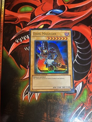 Yugioh Dark Magician LC01-EN005 LIMITED EDITION Ultra Rare LP Free Shipping -image