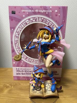 Yu-Gi-Oh! Duel Monsters Black Magician Girl with Chibi BraMagi Girl Figure-image