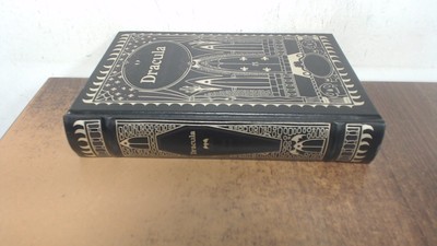 Dracula and Other Horror Classics (Barnes and Noble Collectible E-image
