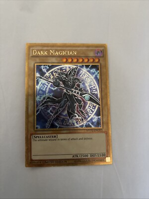 Yu-Gi-Oh Dark Magician 1996 Kazuki Takahashi Limited Edition MVP1-ENGV3 Holo-image