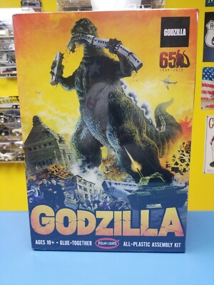 POLAR LIGHTS/ ROUND 2  GODZILLA  #POL956/04   