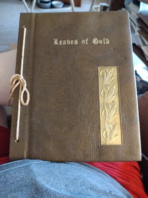 LEAVES OF GOLD AN ANTHOLOGY OF PRAYERS LYTLE REVISED EDITION VINTAGE 1948-image