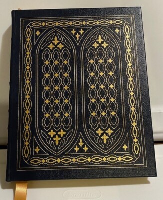 1997 THE ILLUSTRATED FAMILY BIBLE, Leather Bound-image