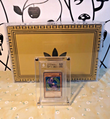Yugioh / Dark Magician / ADC1-EN001 / BGS 9.5 / + Shoes Original Box + 2x Acrylic Case-image