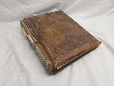 ANTIQUE POST CARD ALBUM W/ 82 CARDS LEATHER BOUND EARLY 1900's-image