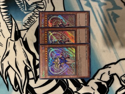 🌟 Yu-Gi-Oh! Dark Magician Girl (PLAYSET X3) MVP1-ENS56 Secret Rare NM 🌟-image
