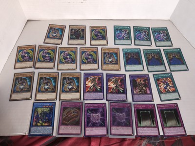 Dark Magician LOT YuGiOh Card Lot Of 21 YGLD LEDD LDK2 LC01 SBC1 SD6 Common Rare-image