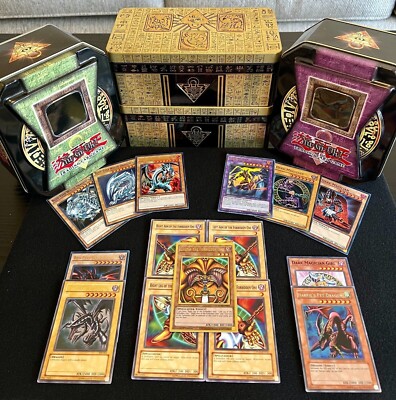 YUGIOH 50 YUGIOH CARDS W DARK MAGICIAN * BLUE-EYES WHITE DRAGON *   + Bonus Gift-image