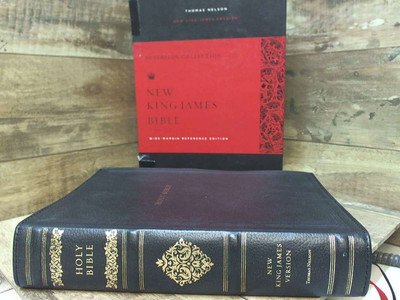 NKJV, Wide-Margin Reference Bible, Sovereign Collection, Genuine Leather, Black,-image