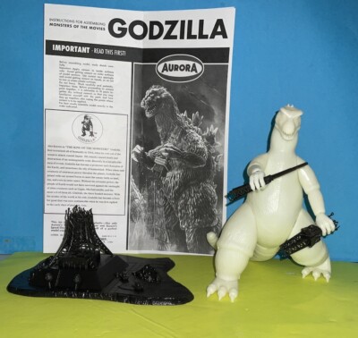 AURORA GLOW MONSTERS OF THE MOVIES GODZILLA KIT W/ INSTRUCTIONS & PLAN WHITE BOX-image