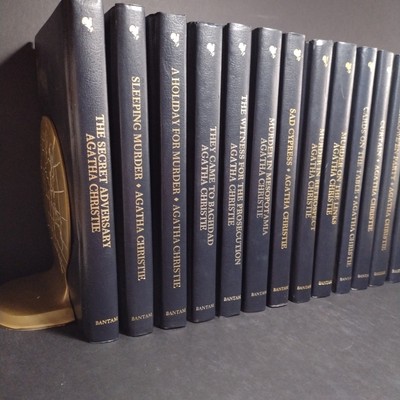THE AGATHA CHRISTIE MYSTERY COLLECTION Lot of 14 Books Bantam Leatherette -image