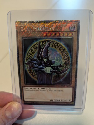 Yu-Gi-Oh! Dark Magician  1st Edition-image
