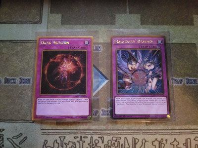 YUGIOH MAGICIANS DEFENSE + DARK HORIZON MVP1 GOLD 1ST ED NM-image