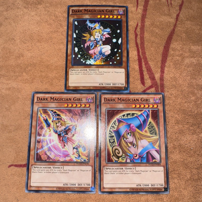 🔥 3x YUGIOH DARK MAGICIAN GIRL YGLD ULTRA RARE & COMMON NEAR MINT DIFFERENT ART-image