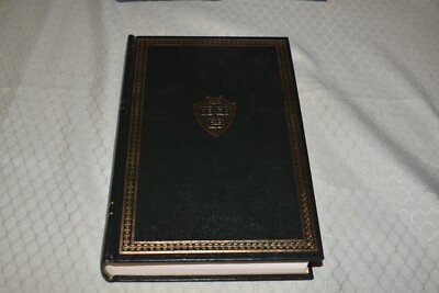 English Essays by Various (Harvard Classics, Leather, Green, 1969)-image