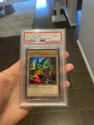 Dark Magician YGLD-ENB02 - PSA 10 Battle City-image
