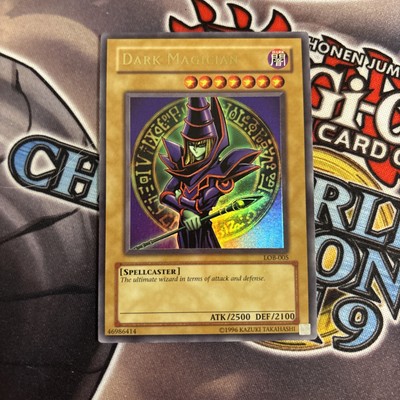 (HL) Yu-Gi-Oh! TCG Dark Magician LOB-EN005 Unlimited Ultra Rare VLP-image