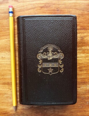 1866 Holy Bible. Eyre & Spottiswoode. Fine Morocco leather. VG. School prize.-image