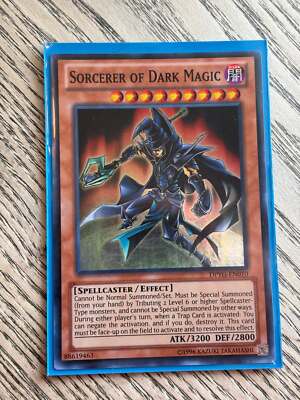 YUGIOH! Sorcerer of Dark Magic DPYG-EN010 Super Rare Unlimited Edition NM-image