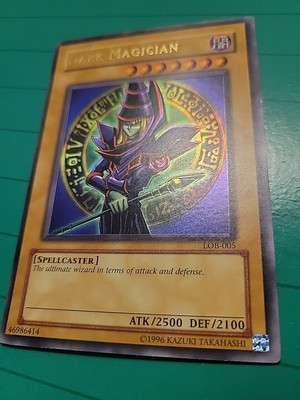 Dark Magician - LOB-005 - Near Mint NM - Ultra Rare - Unlimited-image