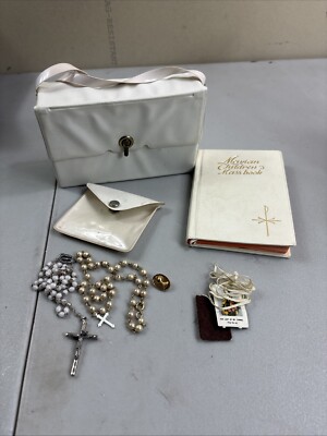 VINTAGE Marian Childrens Mass Book 1974 White W/ Carry Case With Rosaries-image